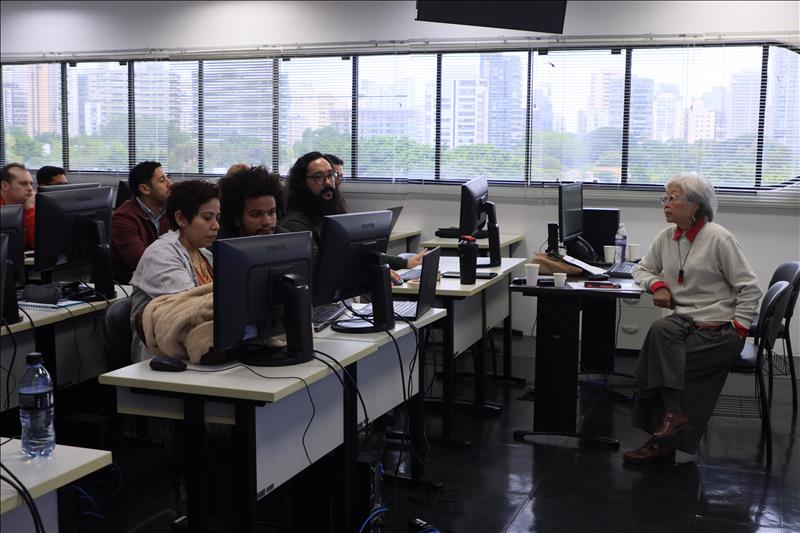 sala-informatica-3.jpg