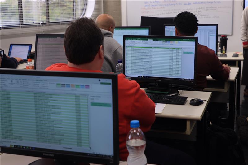 sala-informatica-4.jpg